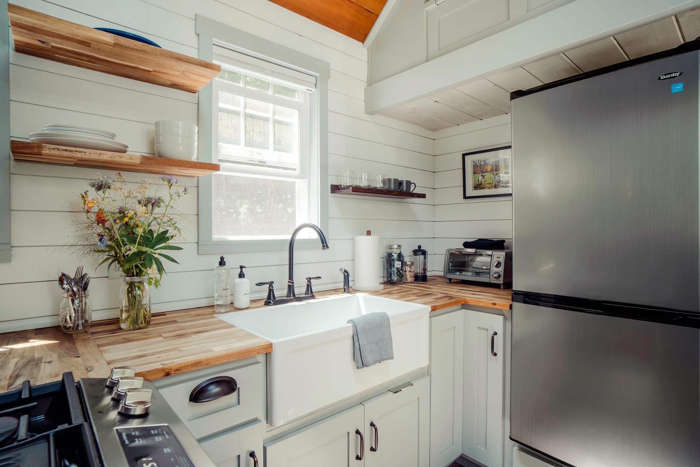 2053 Pikes Falls Road Jamaica, VT 05343 - Photo 12 of 24