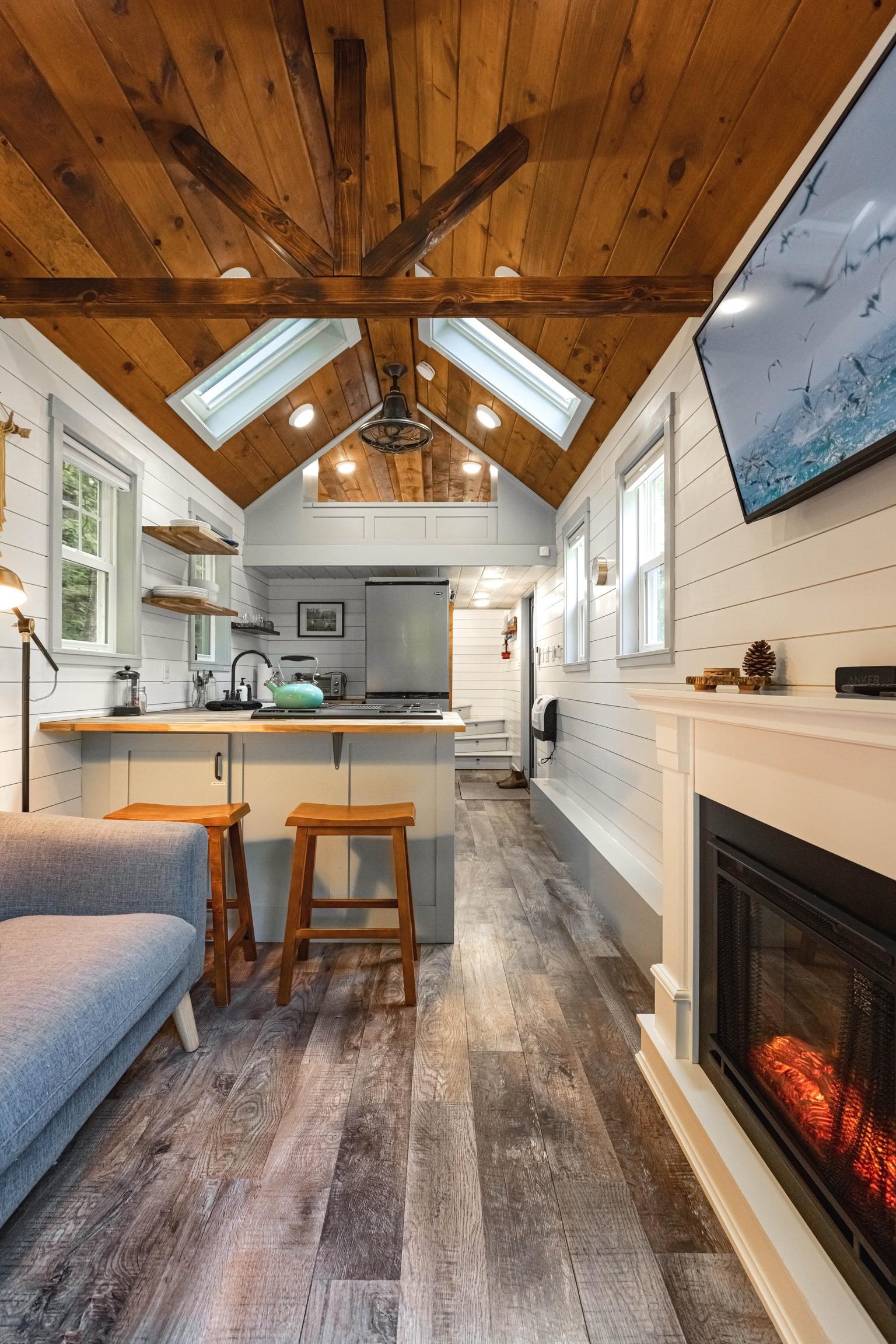 2053 Pikes Falls Road Jamaica, VT 05343 - Photo 10 of 24