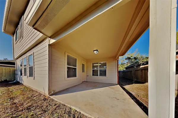 $2,200 | 32339 Summer Park Lane, Conroe, TX 77385
