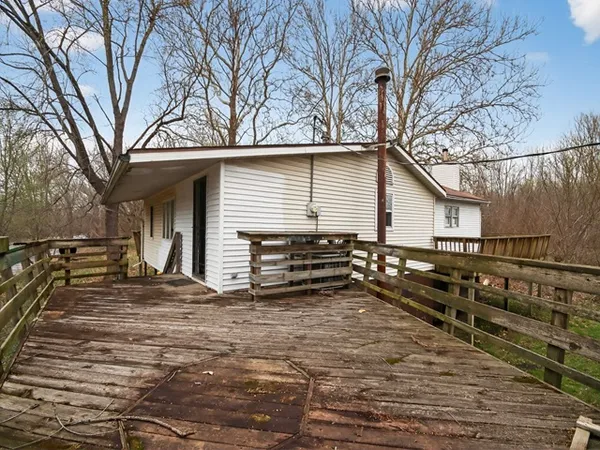 $75,300 | 5801 Oak Crest Road, Riverton, IL 62561