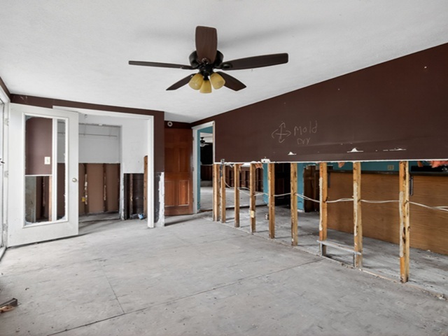 5801 Oak Crest Road Riverton, IL 62561 - Photo 3 of 8