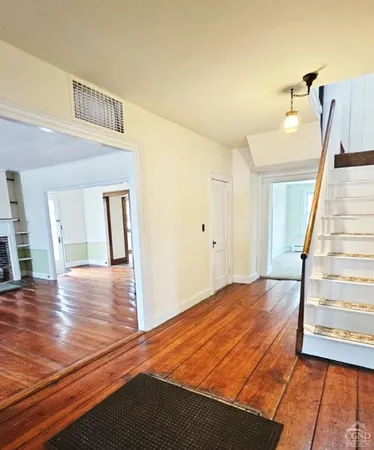 a view of entryway