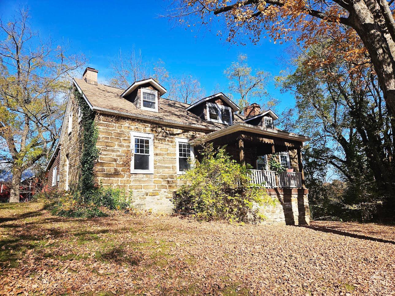 274 Fingar Road Hudson, NY 12534 - Photo 2 of 87 a front view of a house with a yard