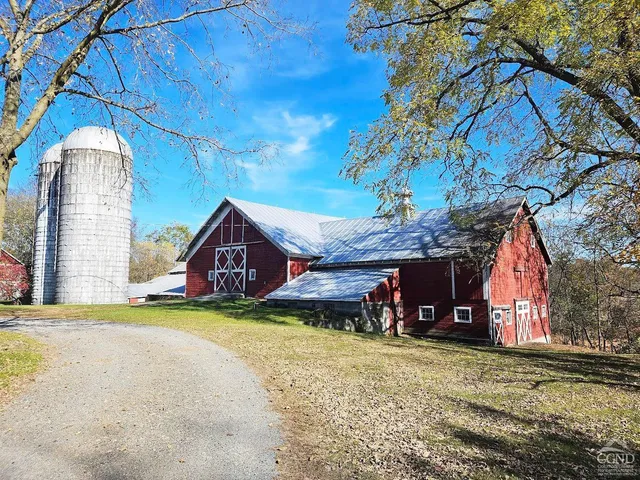 $2,250,000 | 274 Fingar Road, Hudson, NY 12534