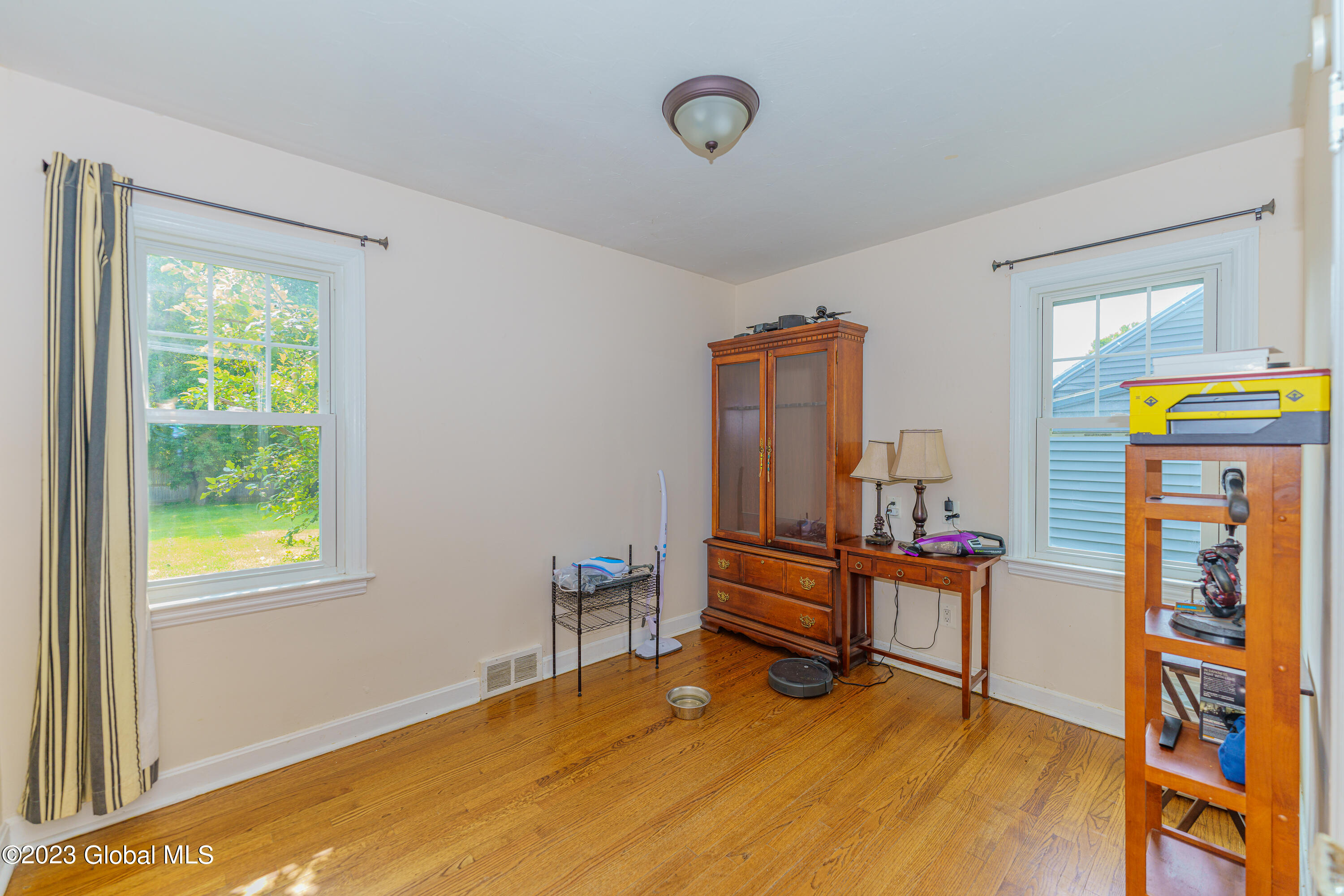 1026 Riggi Avenue Schenectady, NY 12303 - Photo 15 of 36 4Beds 1