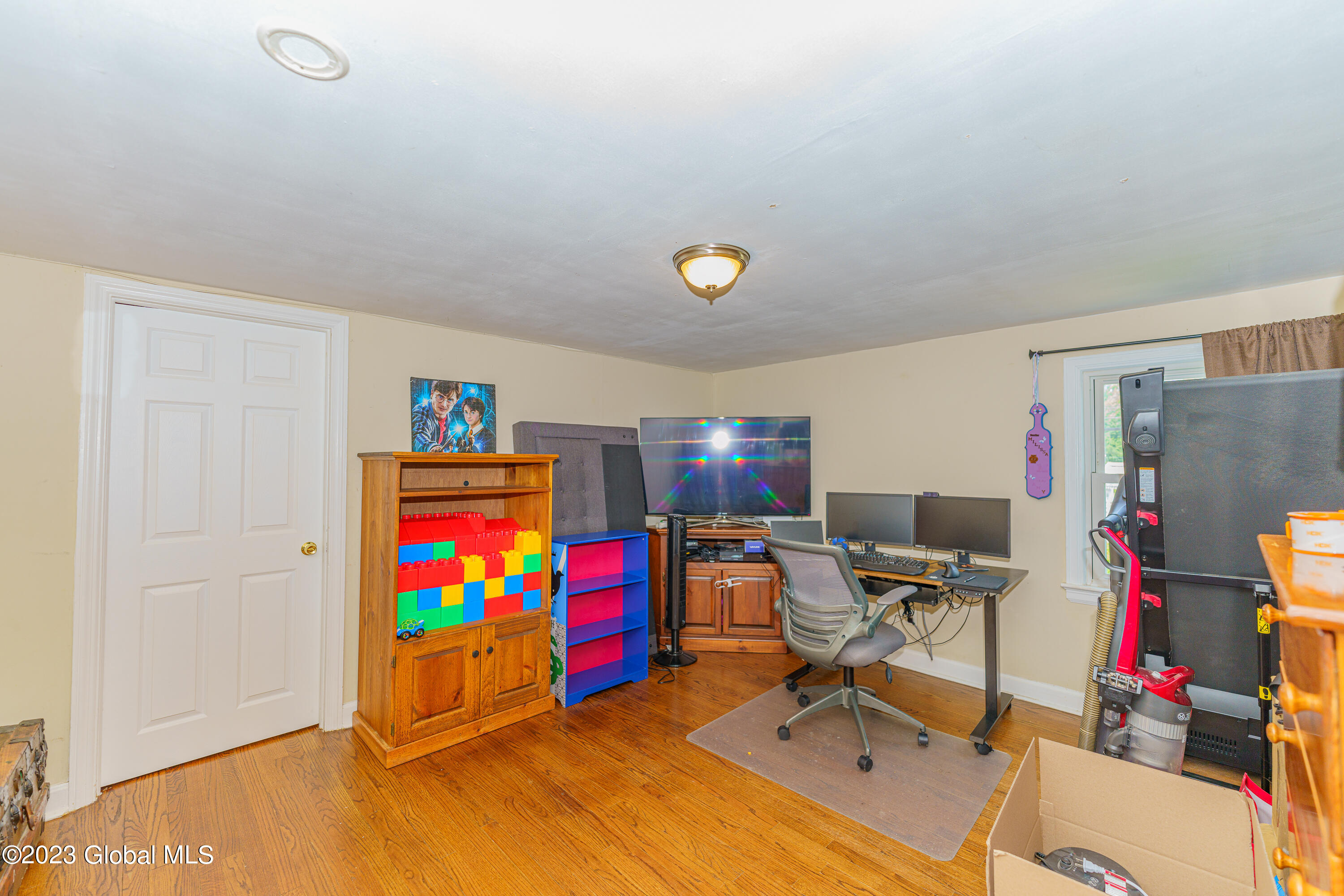 1026 Riggi Avenue Schenectady, NY 12303 - Photo 22 of 36 4Beds 5