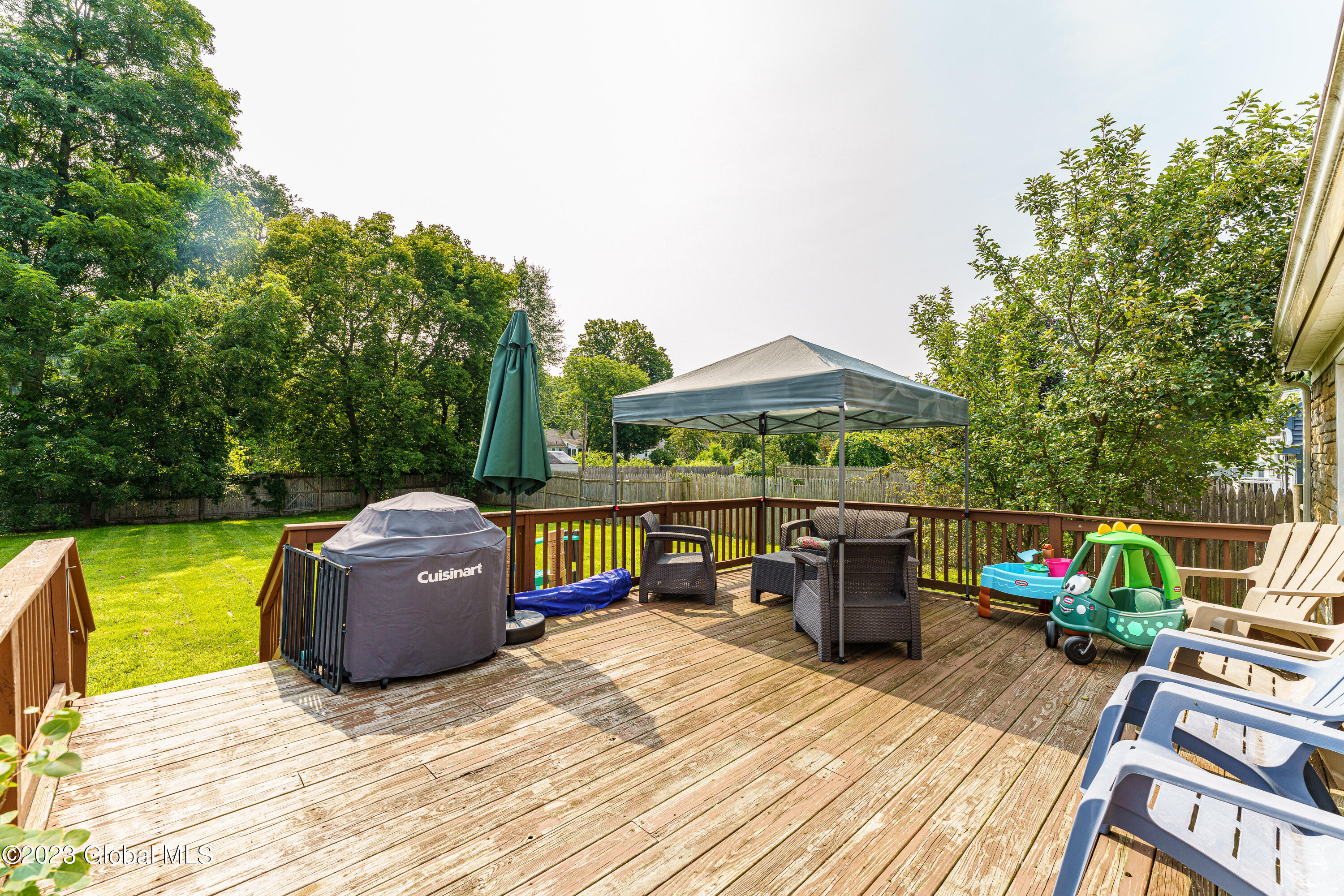 1026 Riggi Avenue Schenectady, NY 12303 - Photo 24 of 36 6Porch 1