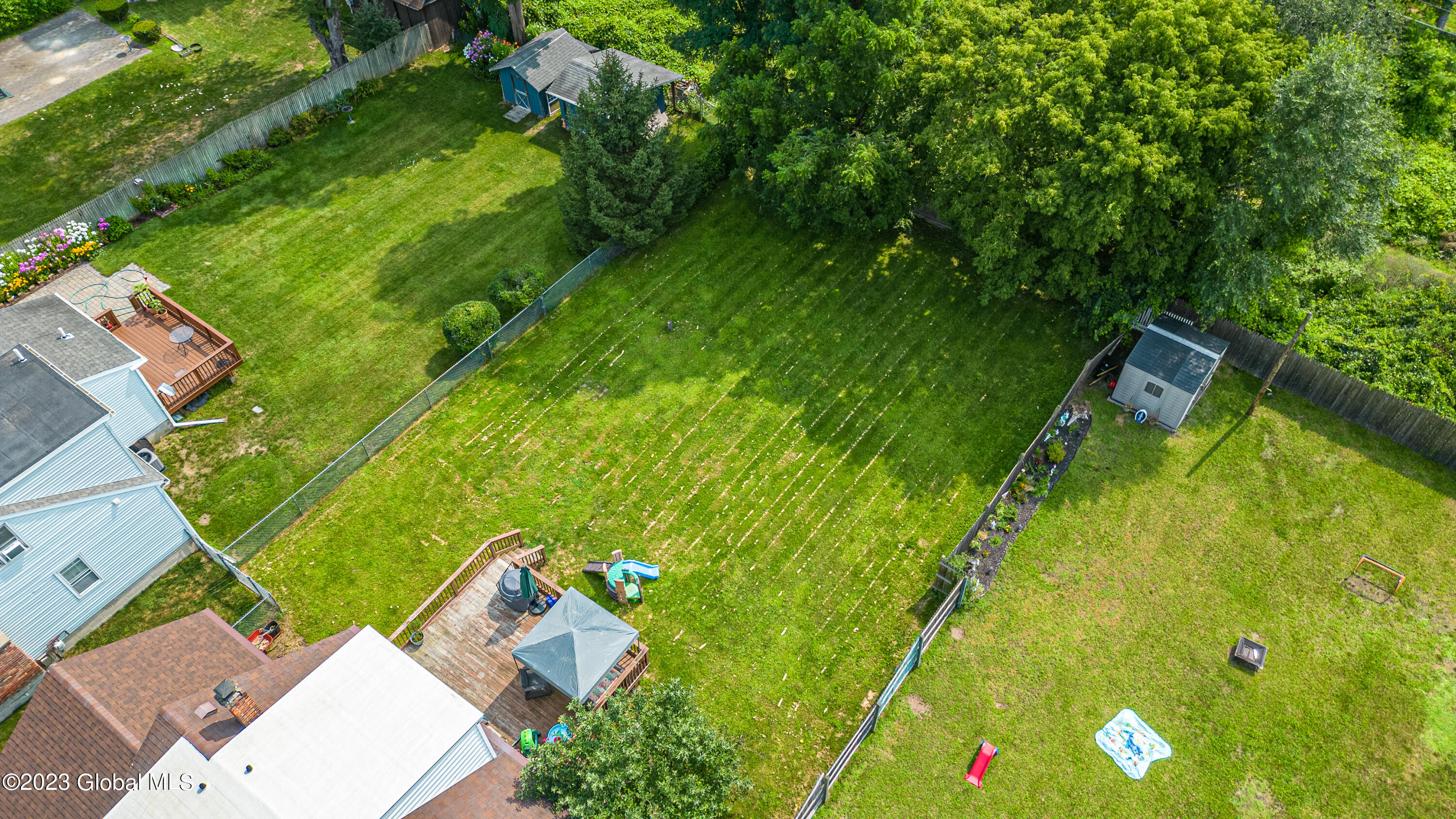 1026 Riggi Avenue Schenectady, NY 12303 - Photo 28 of 36 8AirYard 2