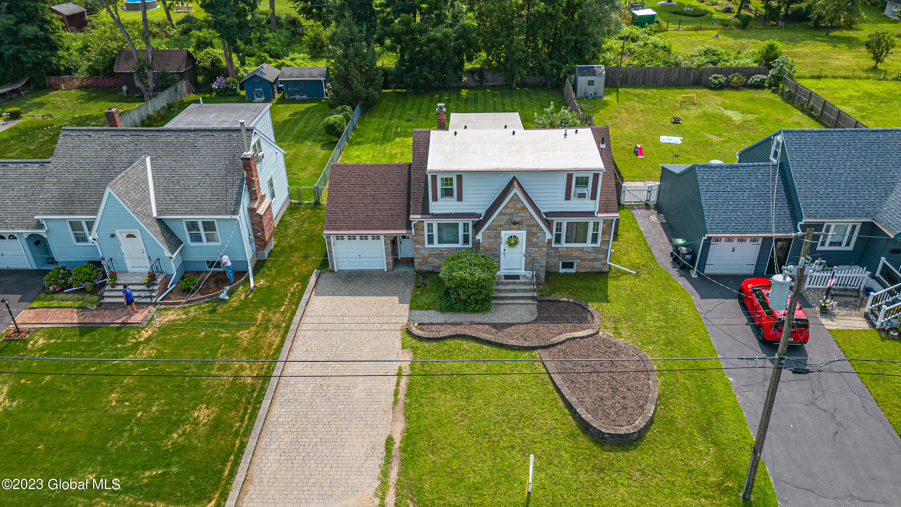 1026 Riggi Avenue Schenectady, NY 12303 - Photo 33 of 36 0AirFront 1