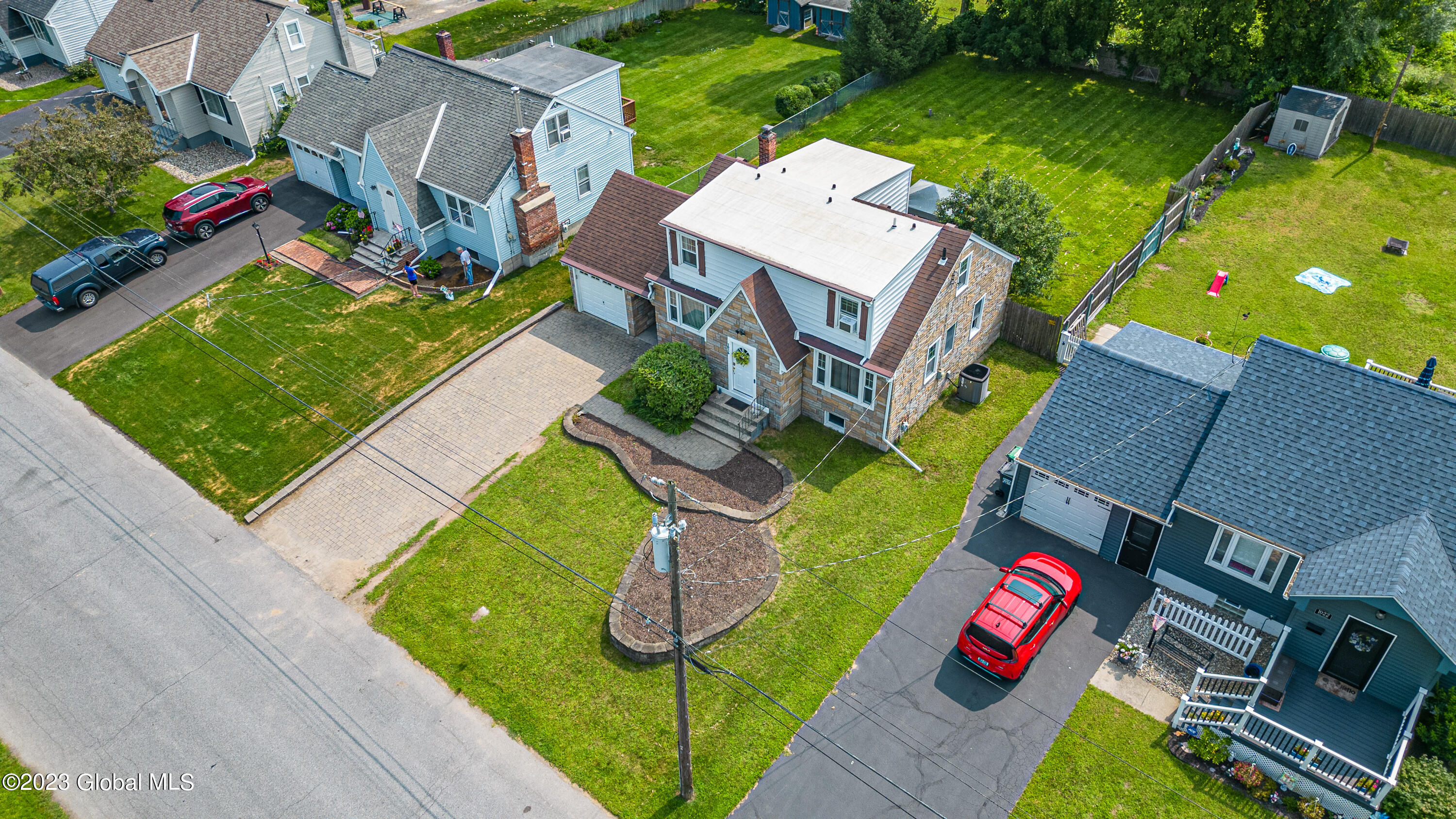 1026 Riggi Avenue Schenectady, NY 12303 - Photo 34 of 36 0AirFront 2