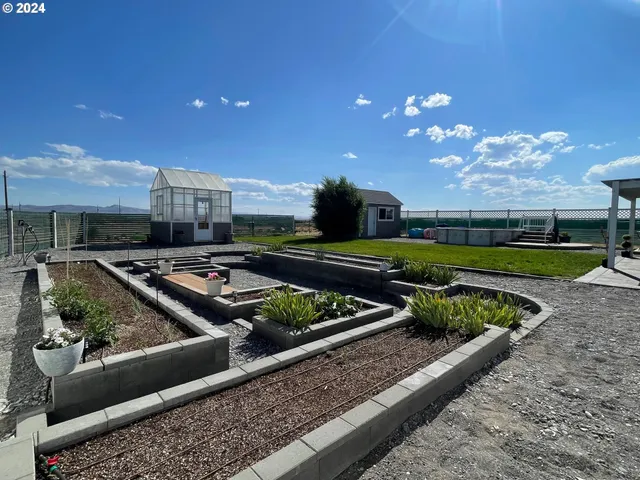 $282,000 | 87722 Pinion Lane, Christmas Valley, OR 97641