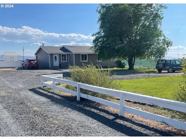 $279,000 | 87722 Pinion Lane, Christmas Valley, OR 97641