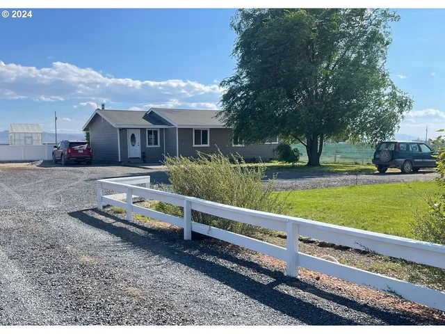 $282,000 | 87722 Pinion Lane, Christmas Valley, OR 97641