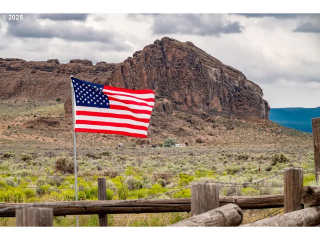 $282,000 | 87722 Pinion Lane, Christmas Valley, OR 97641