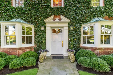 $2,899,000 | 85 Sunset Place, Lake Forest, IL 60045