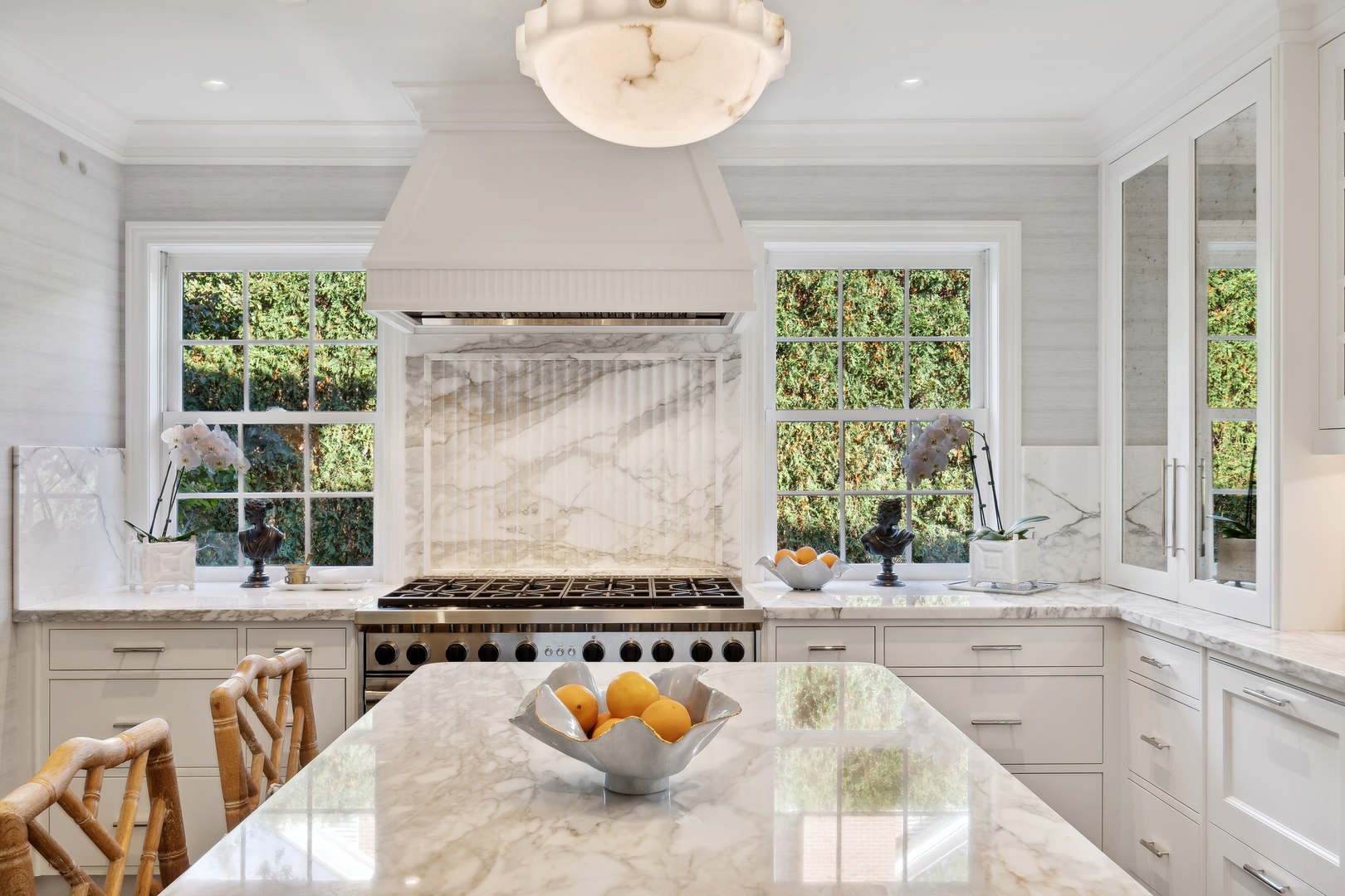 85 Sunset Place Lake Forest, IL 60045 - Photo 16 of 64 a spacious bathroom with a granite countertop tub and a sink