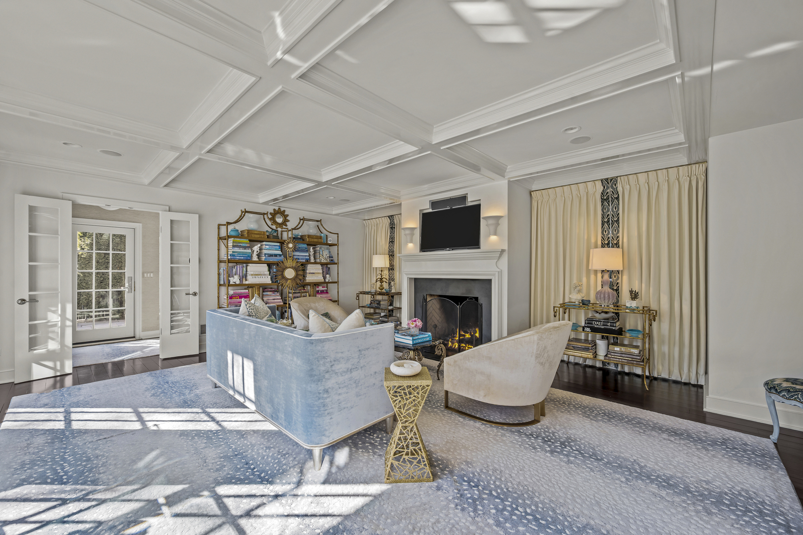 85 Sunset Place Lake Forest, IL 60045 - Photo 23 of 64 a living room with furniture and a fireplace