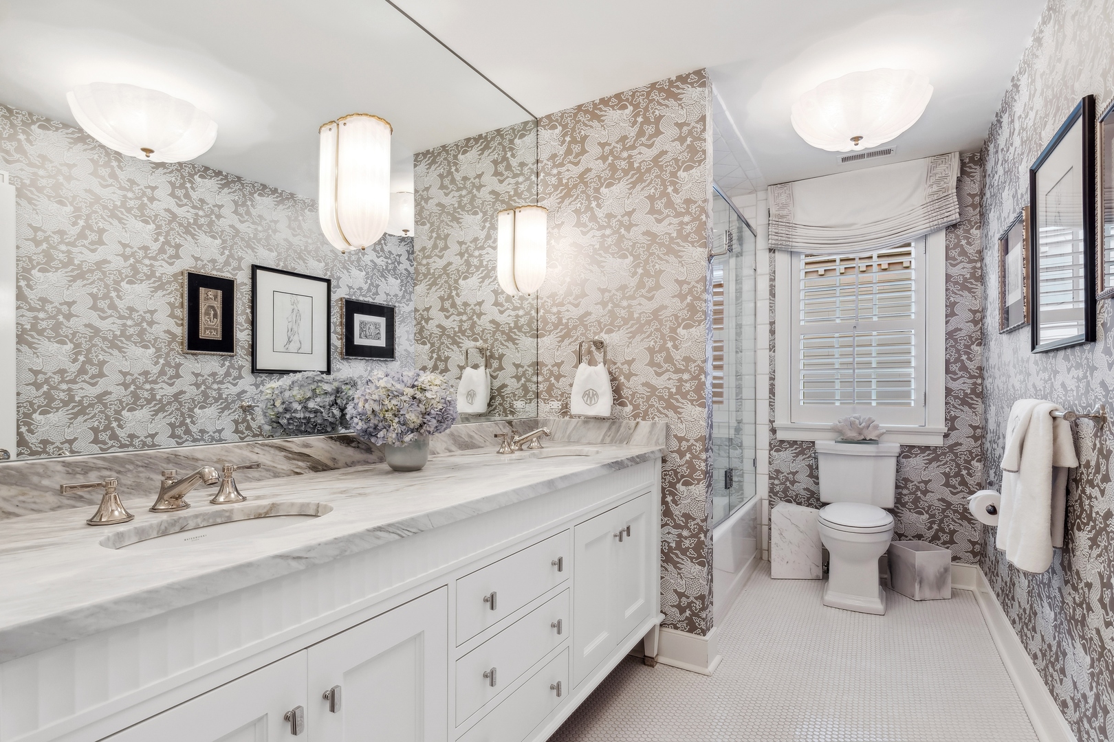 85 Sunset Place Lake Forest, IL 60045 - Photo 41 of 64 a bathroom with a sink a toilet and a mirror