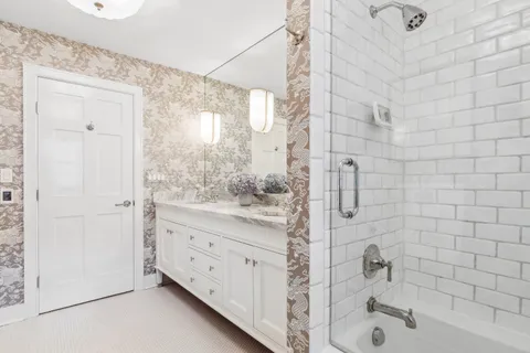 $2,899,000 | 85 Sunset Place, Lake Forest, IL 60045