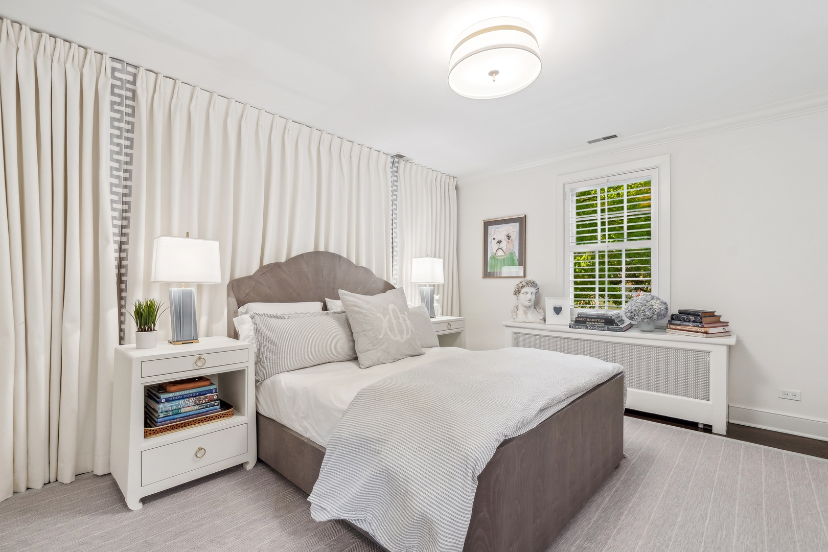 85 Sunset Place Lake Forest, IL 60045 - Photo 45 of 64 a bedroom with a bed and a large window