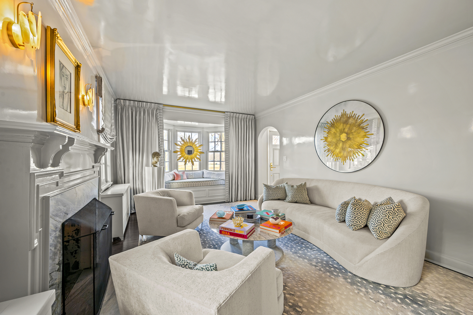 85 Sunset Place Lake Forest, IL 60045 - Photo 7 of 64 a living room with furniture and a large window