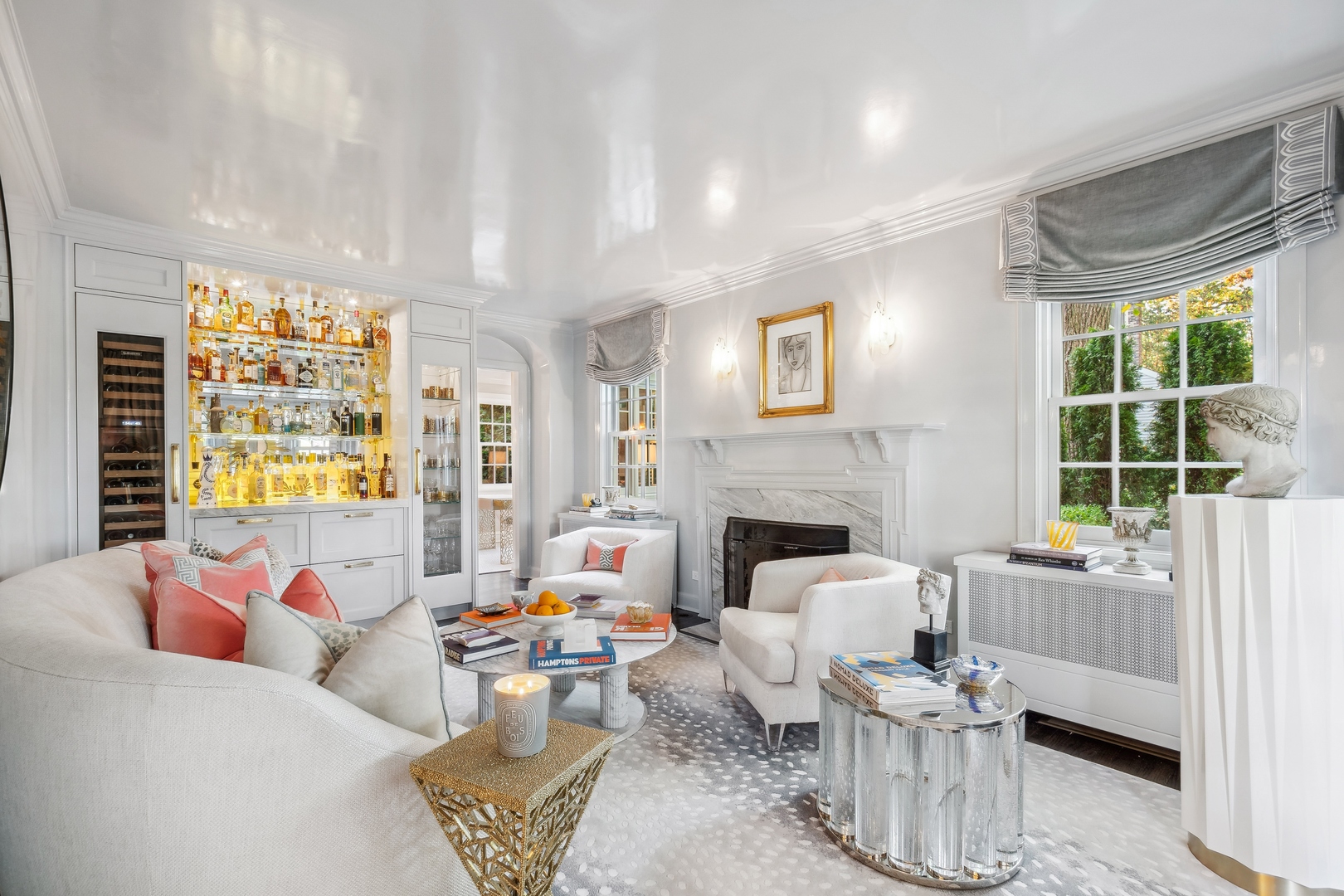 85 Sunset Place Lake Forest, IL 60045 - Photo 8 of 64 a living room with furniture and a large window