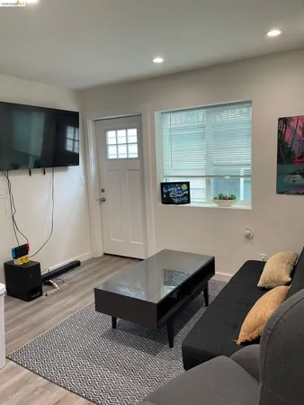 $5,350 | 2624 Regent Street, Unit A, Berkeley, CA 94704