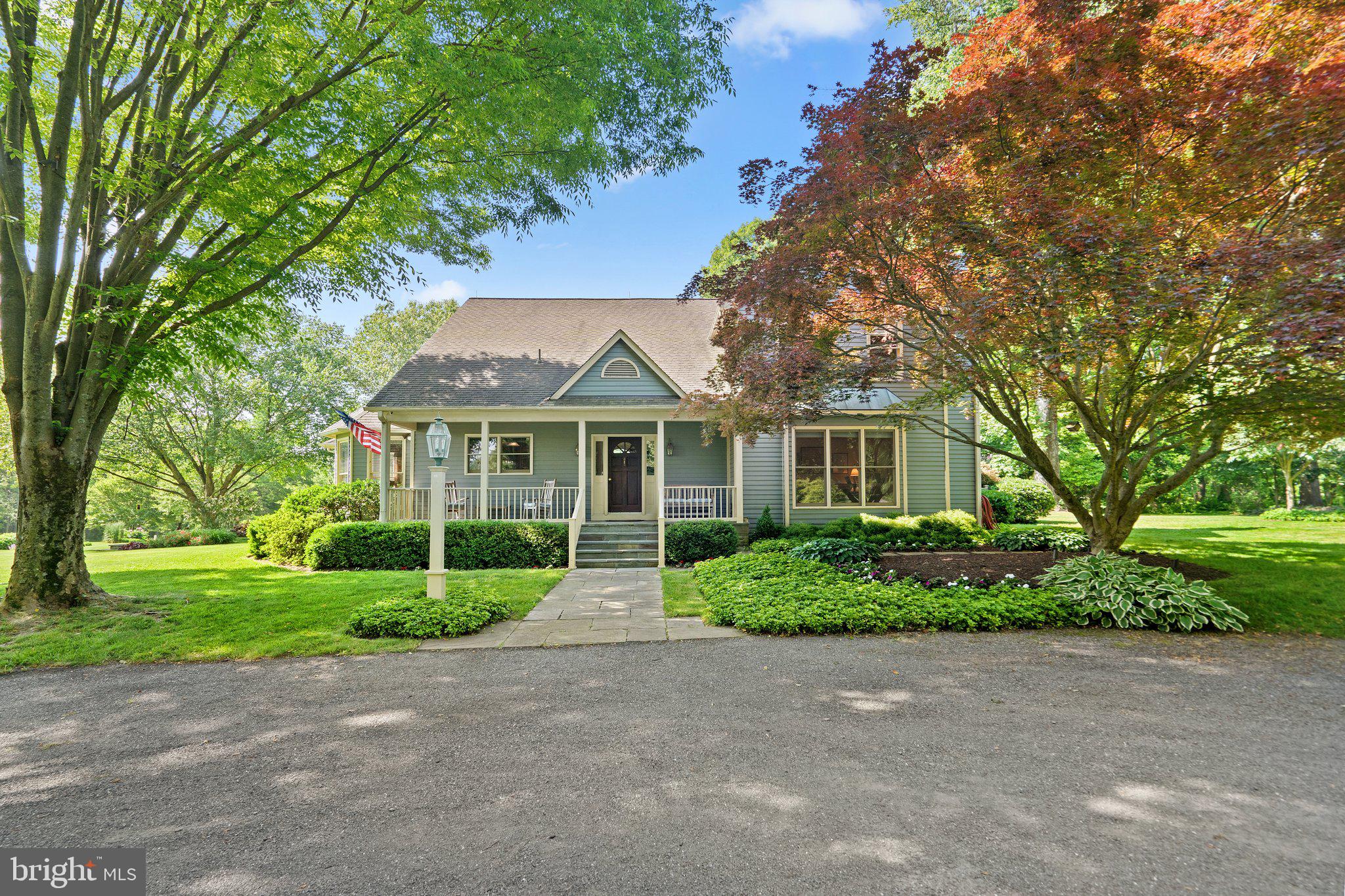 4230 Damascus Road Laytonsville, MD 20882 - Photo 3 of 48 Stately entrance