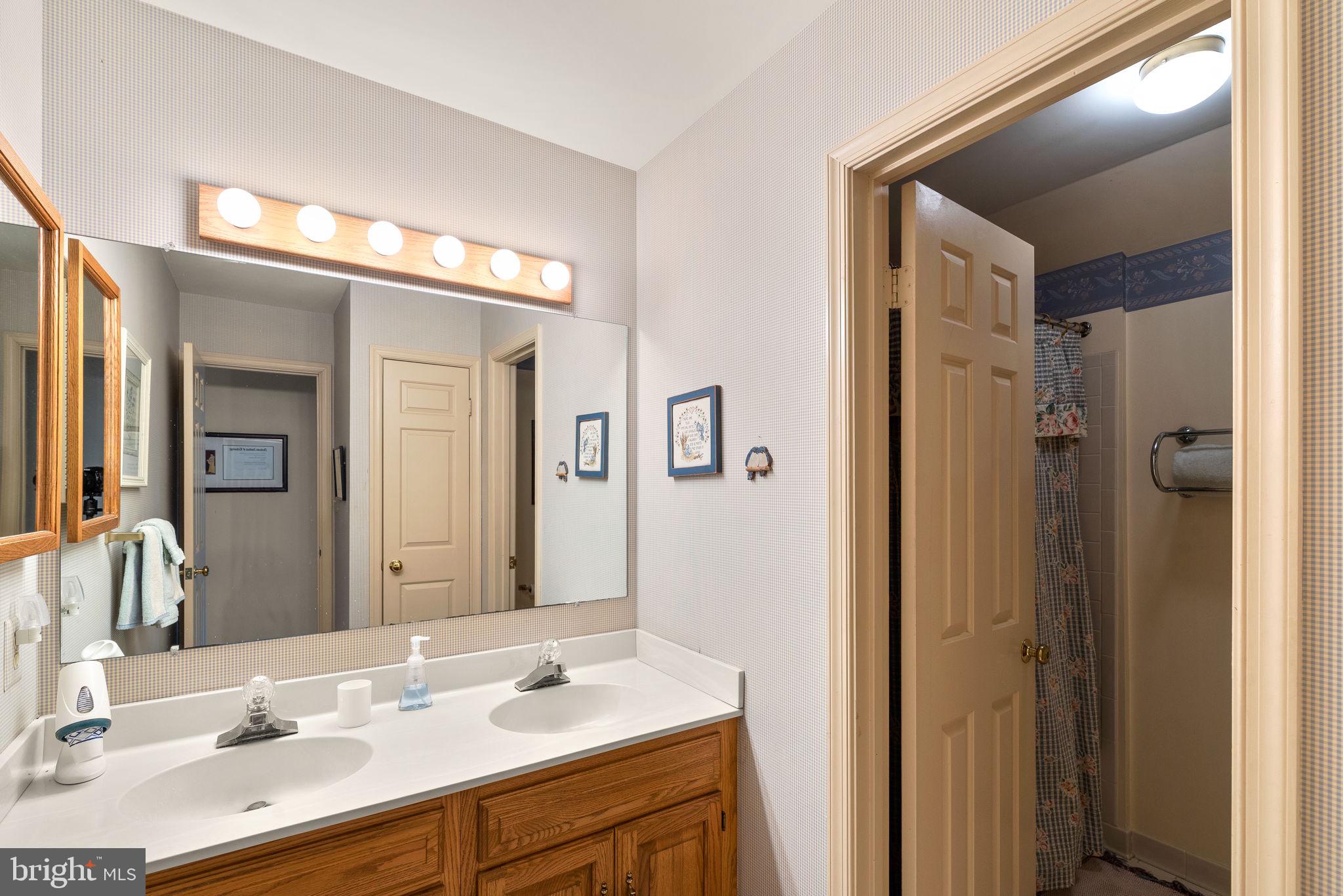 4230 Damascus Road Laytonsville, MD 20882 - Photo 45 of 48 Second level bath