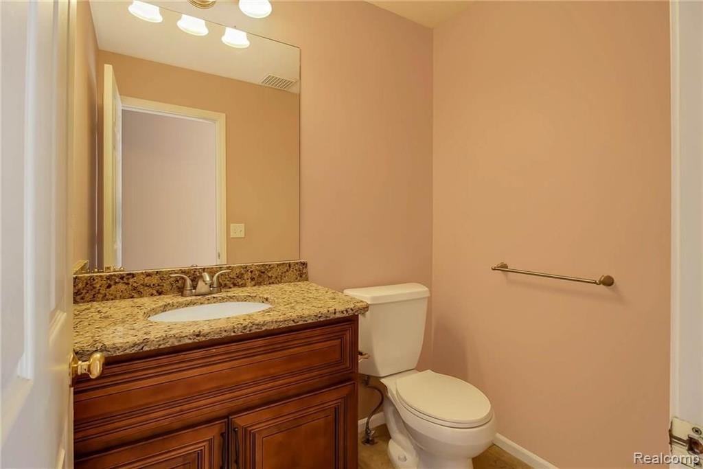 3079 Lexham Lane Rochester Hills, MI 48309 - Photo 30 of 37