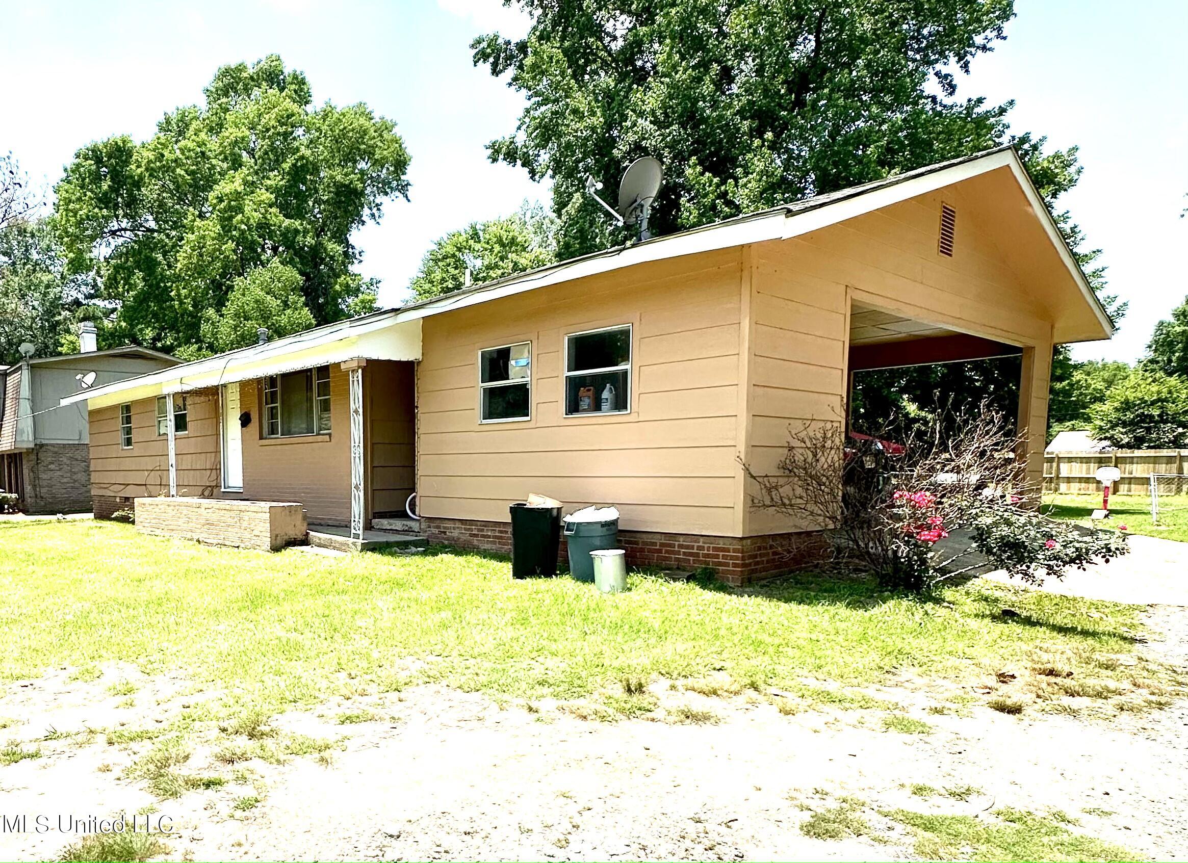 5821 Old Canton Road Jackson, MS 39211 - Photo 1 of 1 IMG_7658