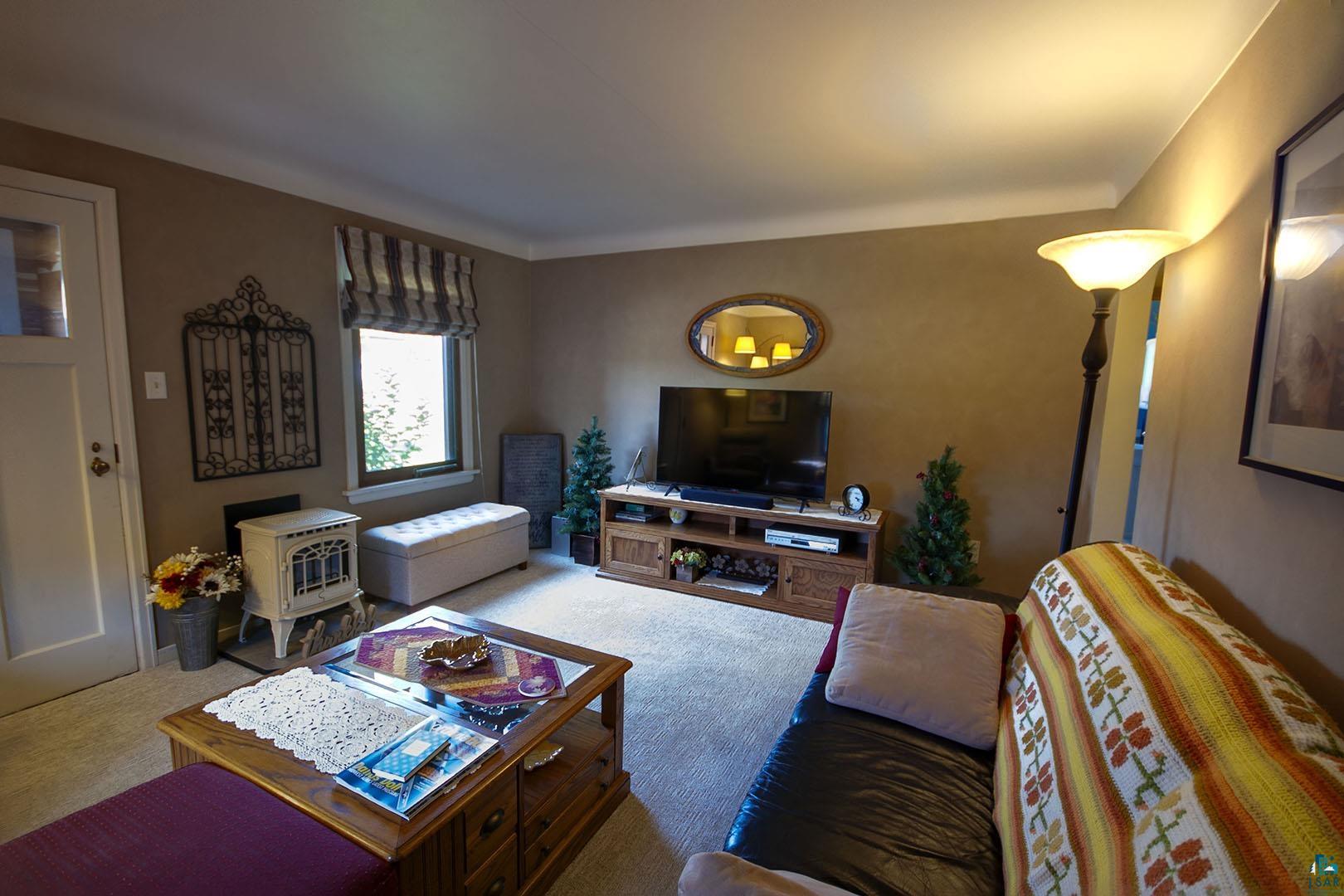 4726 Hermantown Road Hermantown, MN 55811 - Photo 15 of 40 View of carpeted living room