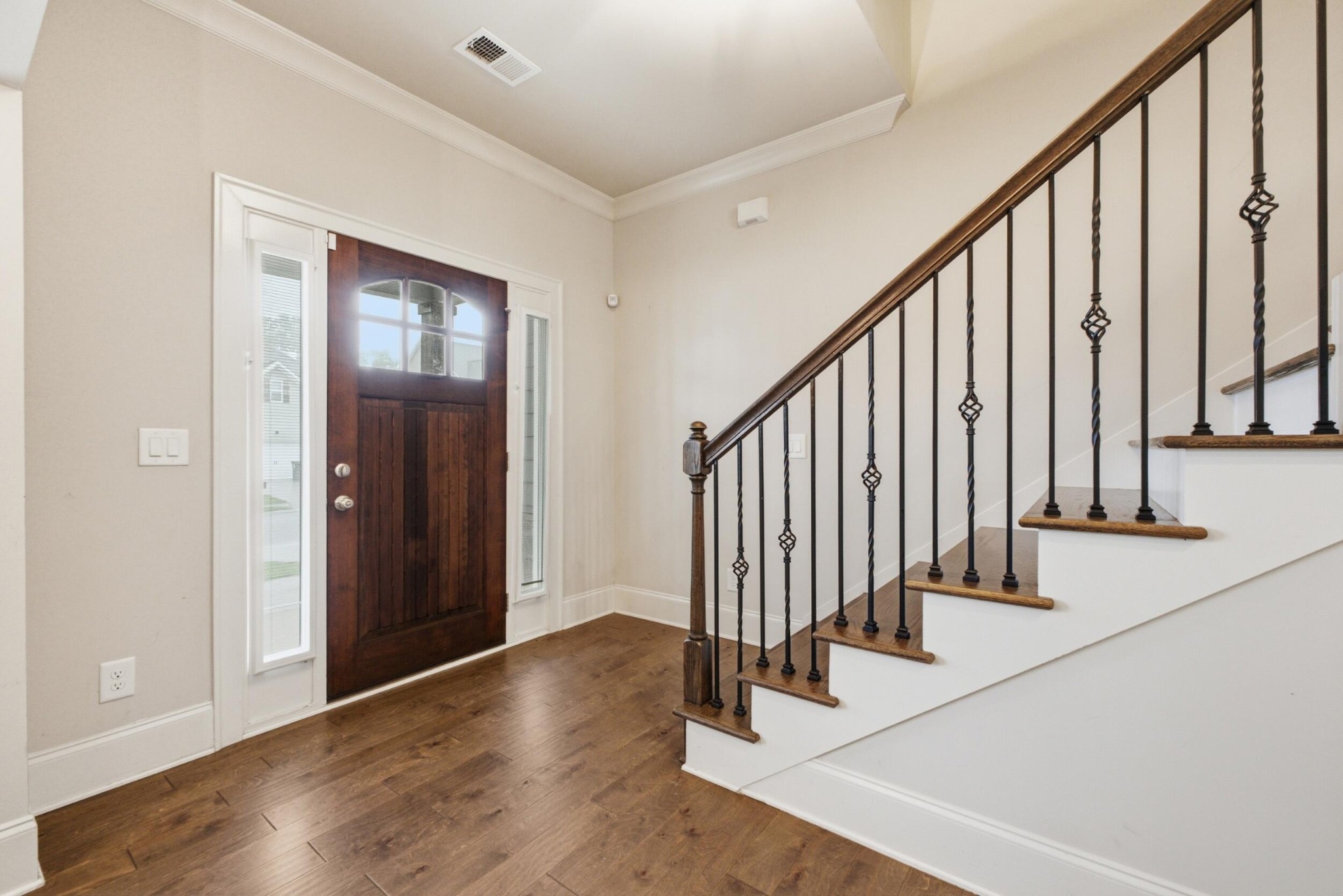1164 Little Sorrel Road Hixson, TN 37343 - Photo 4 of 30 Gallery Image 4