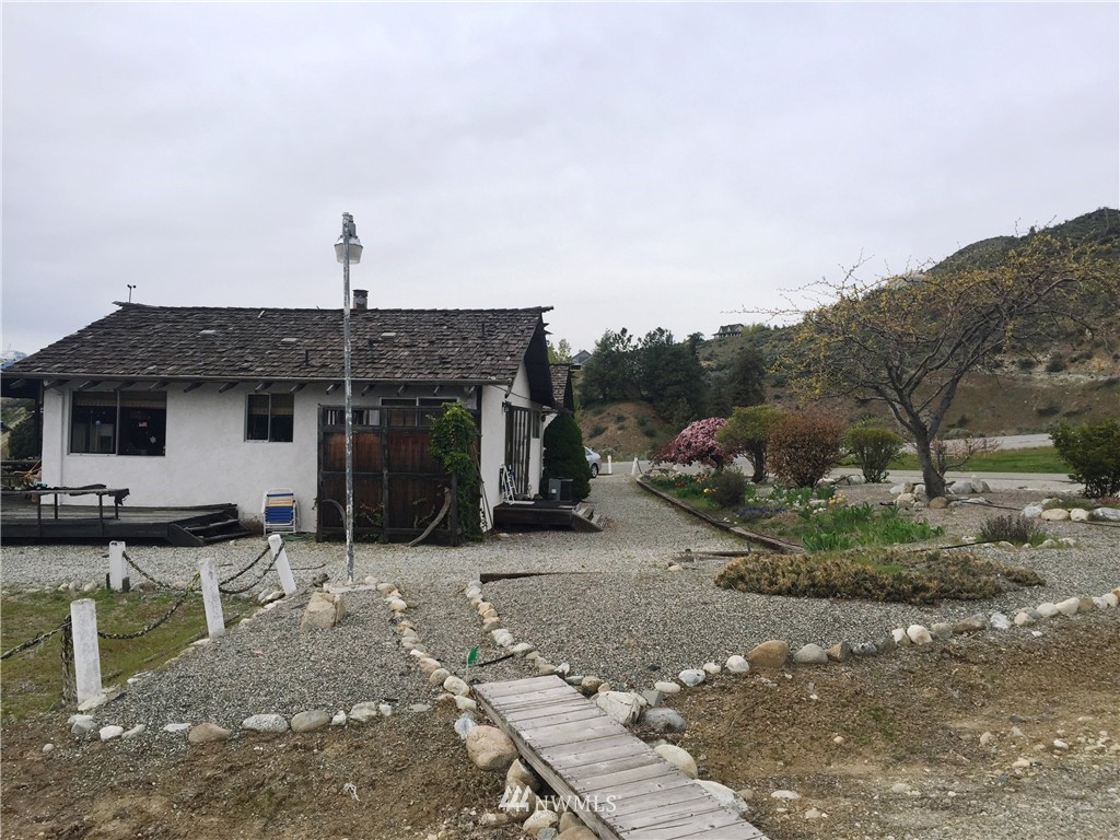 100 Lookout Way Chelan, WA 98816 - Photo 14 of 22