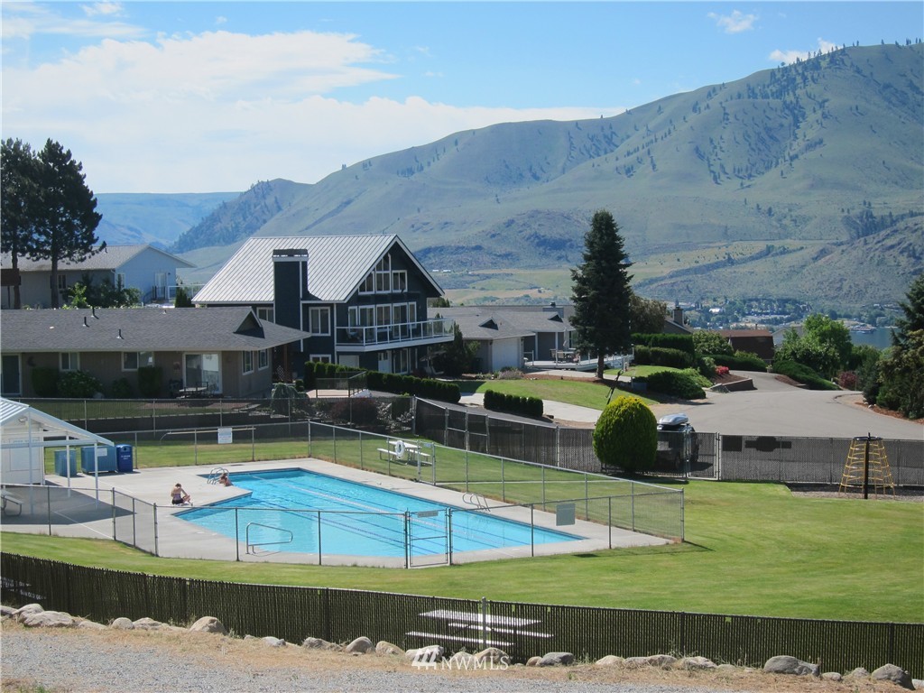 100 Lookout Way Chelan, WA 98816 - Photo 20 of 22