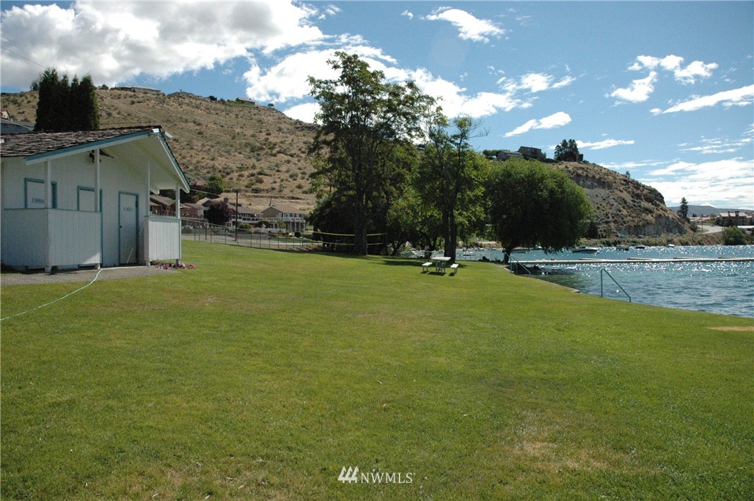 100 Lookout Way Chelan, WA 98816 - Photo 22 of 22
