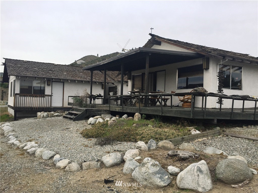 100 Lookout Way Chelan, WA 98816 - Photo 5 of 22