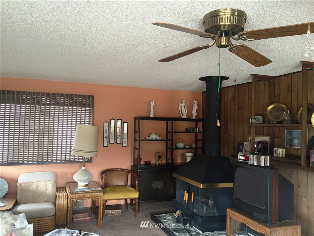 100 Lookout Way Chelan, WA 98816 - Photo 9 of 22