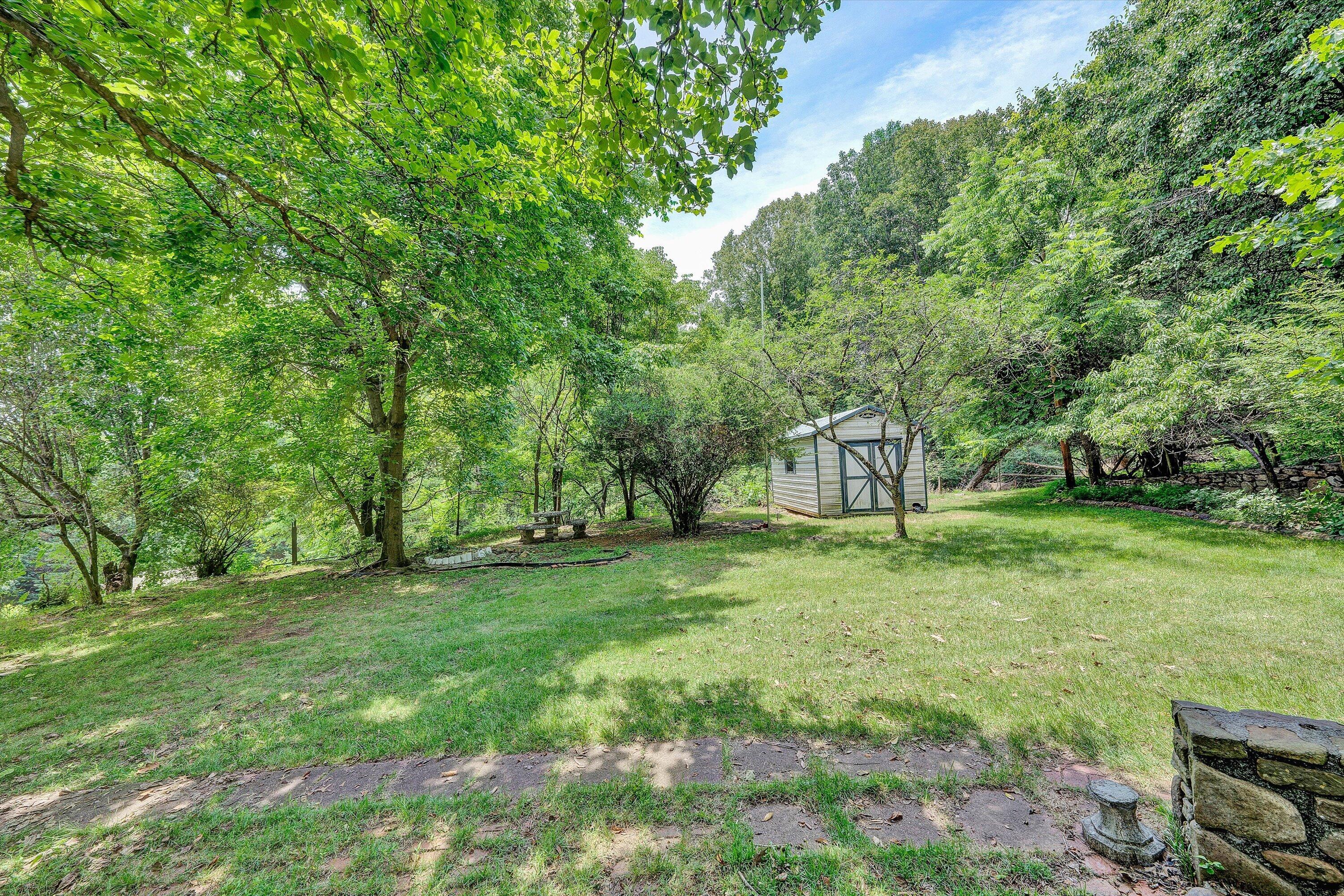 4506 Rosecrest Road Roanoke, VA 24018 - Photo 47 of 49 49-DSC00226