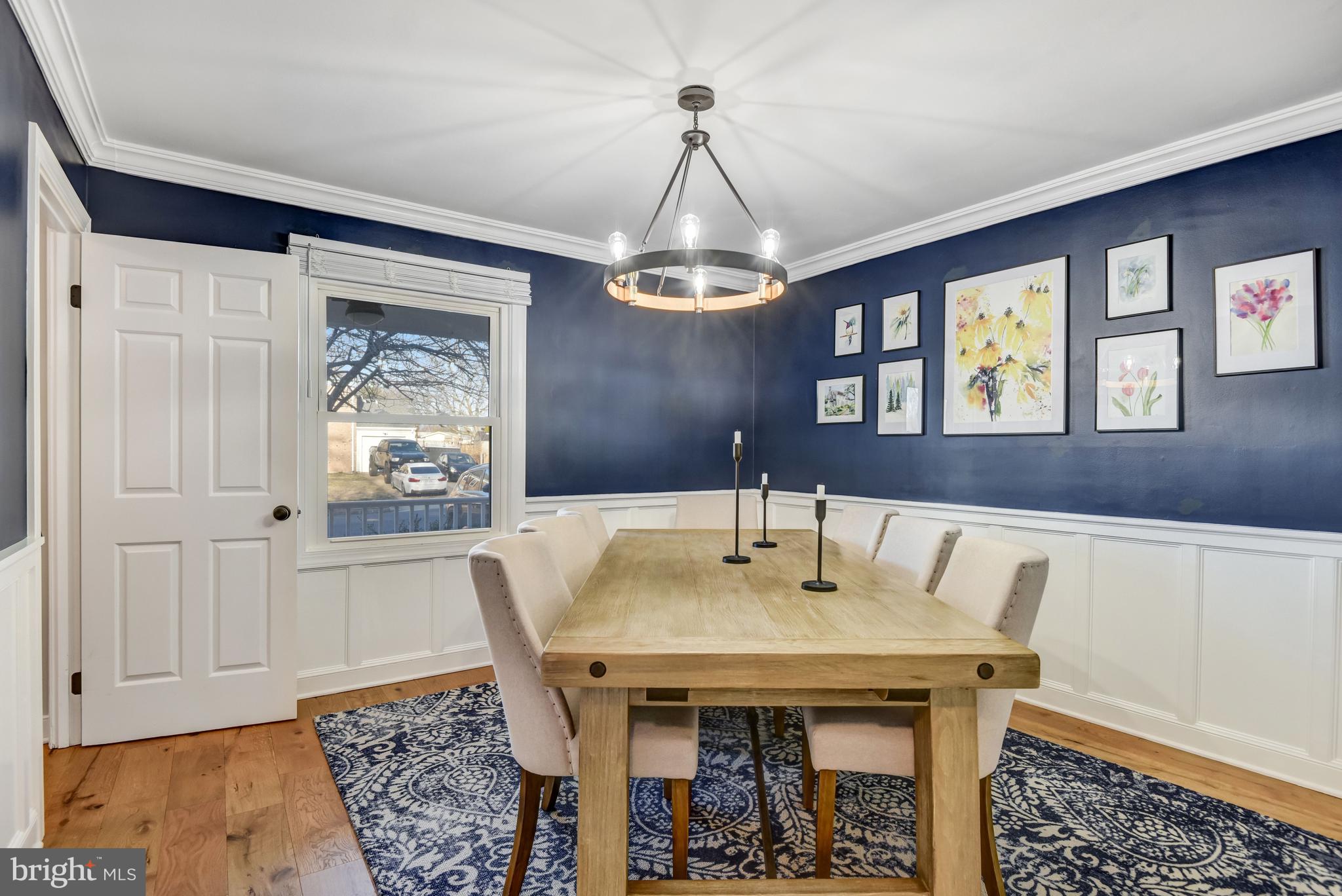 13631 Ellendale Drive Chantilly, VA 20151 - Photo 12 of 54 a view of a dining room with furniture and window