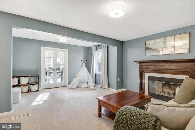 $775,000 | 13631 Ellendale Drive, Chantilly, VA 20151