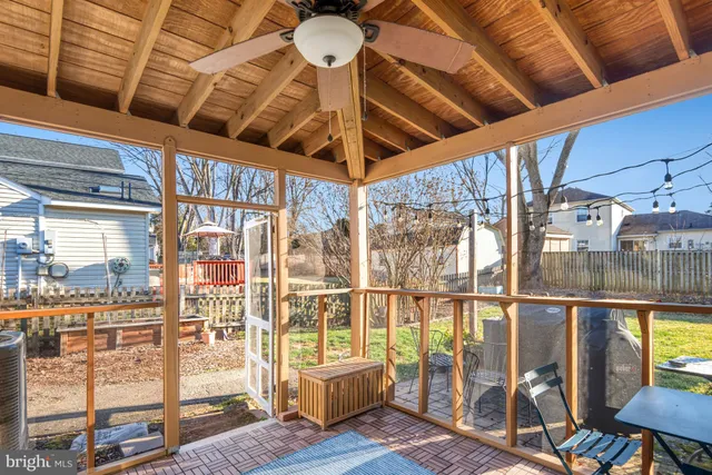 $775,000 | 13631 Ellendale Drive, Chantilly, VA 20151