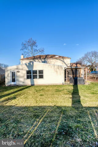 $775,000 | 13631 Ellendale Drive, Chantilly, VA 20151