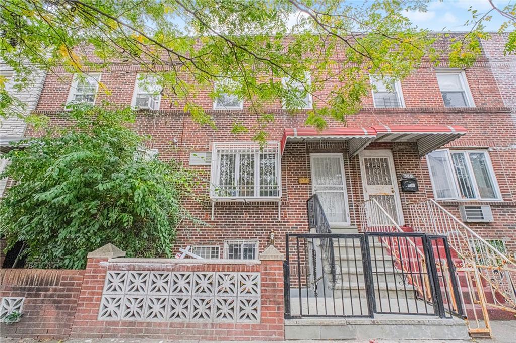 582 Bay Ridge Avenue Brooklyn, NY 11220 - Photo 1 of 39
