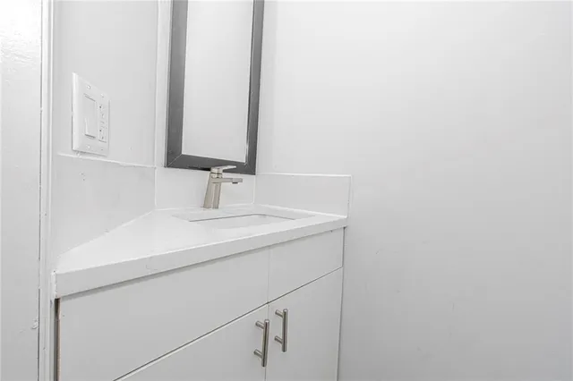 $1,168,000 | 582 Bay Ridge Avenue | Bay Ridge