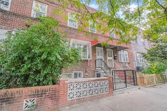 $1,168,000 | 582 Bay Ridge Avenue | Bay Ridge