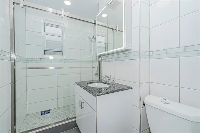 $1,168,000 | 582 Bay Ridge Avenue | Bay Ridge