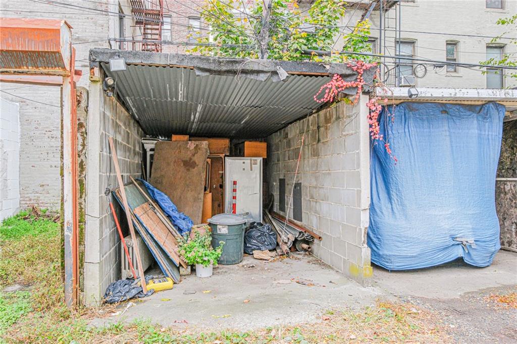 582 Bay Ridge Avenue Brooklyn, NY 11220 - Photo 33 of 39