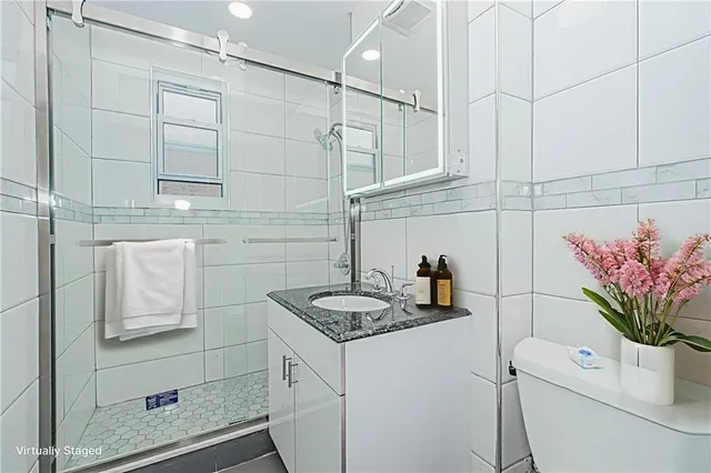 $1,168,000 | 582 Bay Ridge Avenue | Bay Ridge