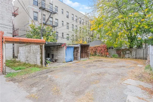 $1,168,000 | 582 Bay Ridge Avenue | Bay Ridge